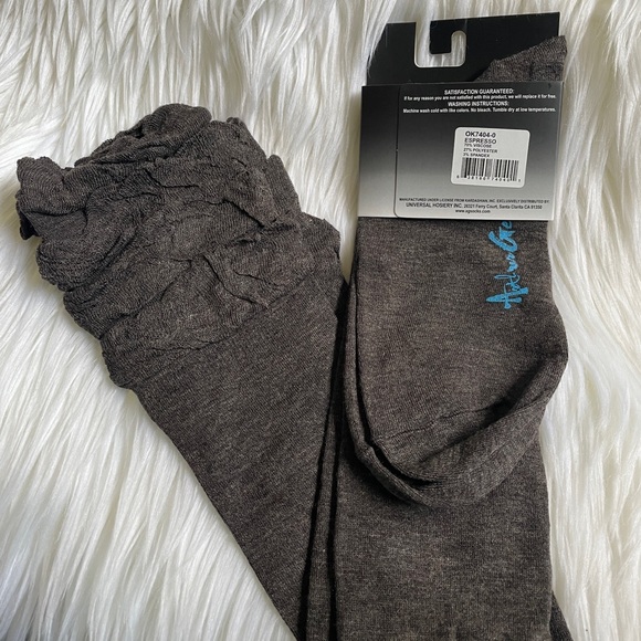 🛍3/$25🛍 Arthur George Over the Knee Ruffle Socks in Espresso NWT - Picture 2 of 4